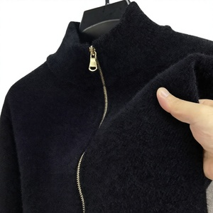 Cardigan en tricot épais à col montant et fermeture éclair pour homme, couleur unie, idéal pour l'automne - Product Image 4