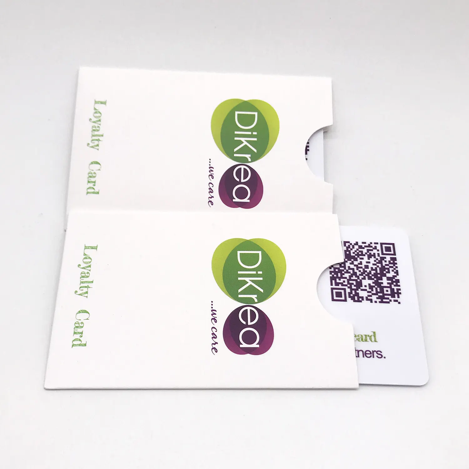 Tarjeta de regalo de PVC personalizada, con soporte para tarjeta de papel