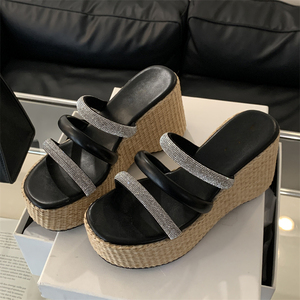 Sandalias de Verano 2025 Personalizadas de Moda, Transparentes, de Polietileno y PVC, con Tacón de Cuña, Casuales, para Mujer, para Exteriores, con Tacón Inclinado - Product Image 3