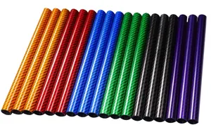 Catégorie Produits Tubes colorés de haute qualité de la fibre 3K de carbone/poteaux/tuyau uniques et durables