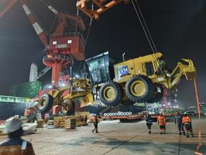 920F niveleuse à moteur 200HP nouvelle niveleuse à moteur moyenne avec lame et ripper - Product Image 5