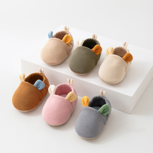 Chaussures Bébé Unisexe Printemps-Automne en Gros 0-2 Ans, Premiers Pas en Tissu Couleur Unie avec Cordon de Serrage et Oreilles 3D, Semelle Souple Antidérapante - Product Image 1