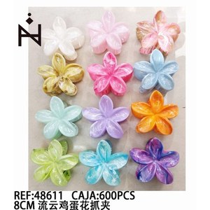 Fermaglio per capelli a forma di fiore di frangipani Flowing Cloud, 8 cm, accessorio per capelli - Product Image 2