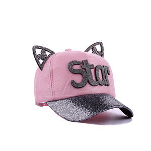 Großhandel 3D Cartoon Katzenkopf 5-Panel Kinder Baseballkappe mit Ohren Kleinkind Baseballmützen für Mädchen mit Strass-Buchstaben Verziert - Product Image 3