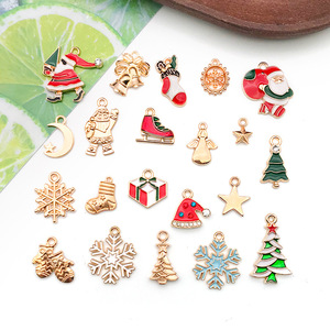 Nouveaux pendentifs unisexes de Noël en alliage, multicolores et multi-styles, mignons, de 10 à 30 mm, pour colliers et bracelets DIY - Product Image 1