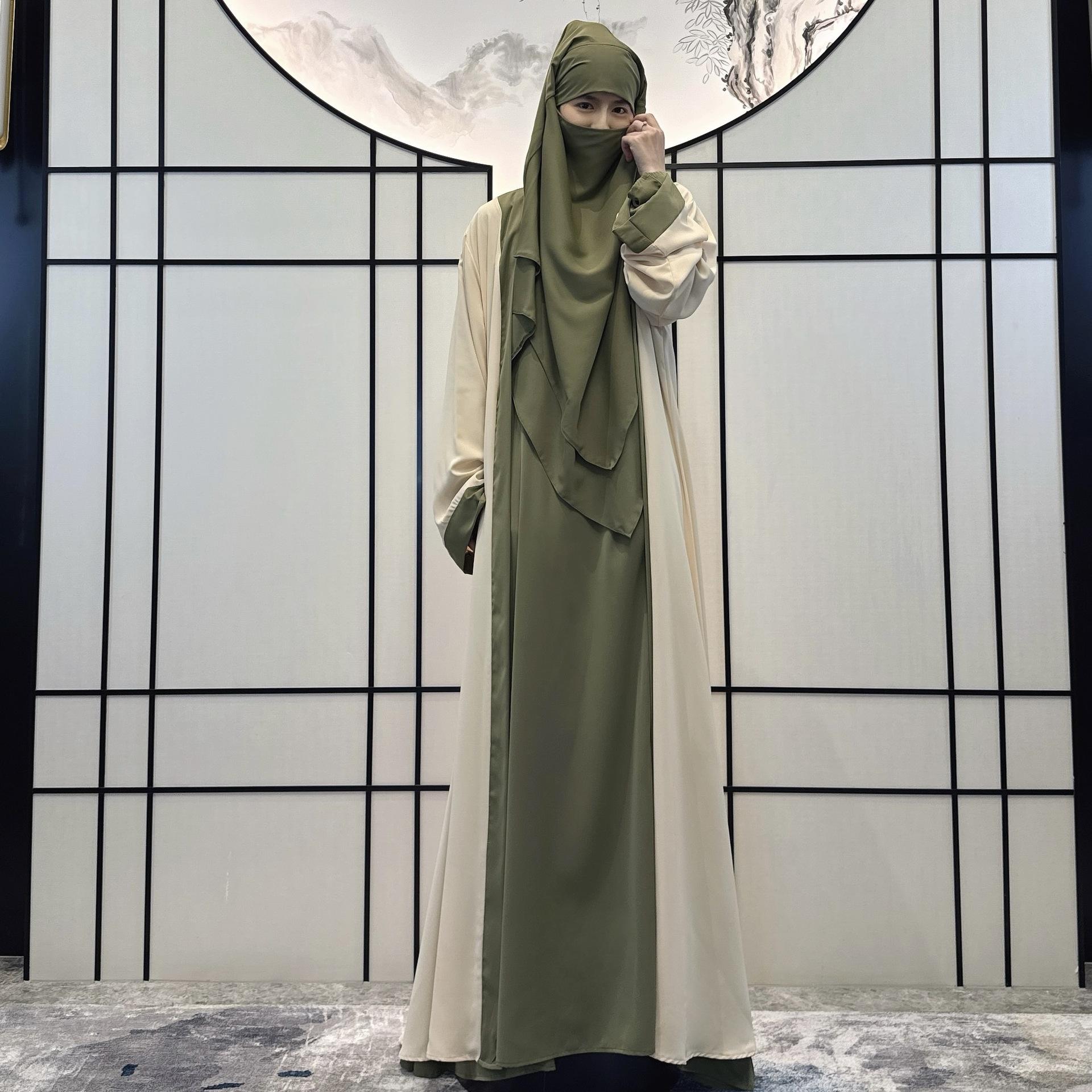 สีเบจ + สีเขียวทหาร