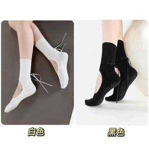 Calcetines de yoga hasta media pantorrilla, antideslizantes, sin cordones, de algodón, para mujer, para Pilates, danza, Fitness, color blanco, negro, color sólido - Product Image 3