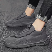 Chaussures de sport décontractées pour hommes à semelle épaisse, respirantes, entièrement noires, légères et tendance, prix de gros, personnalisables