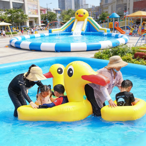 แพยางเป่าลมรูปเป็ดสีเหลืองขนาดใหญ่สำหรับใช้งานกลางแจ้ง เหมาะสำหรับเด็กๆ ในสวนสนุกและรีสอร์ท - Product Image 2