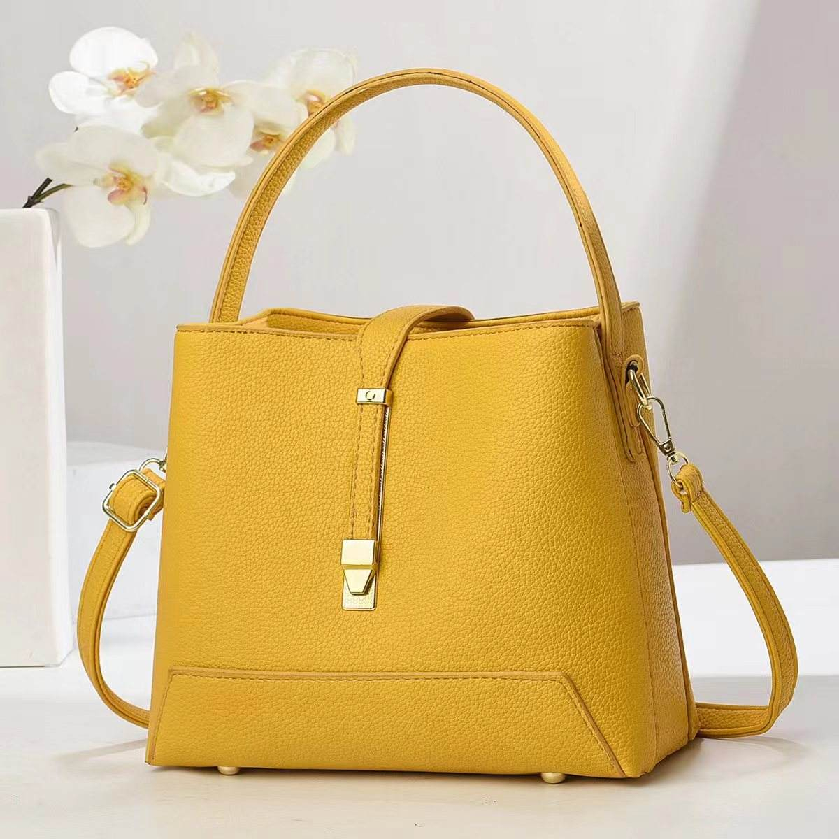 Jaune vif