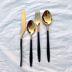Ensemble de couteaux en acier inoxydable plaqué or Unicorn Handicrafts, qualité supérieure, lavable au lave-vaisselle, couteaux à dîner écologiques pour - Product Image 1