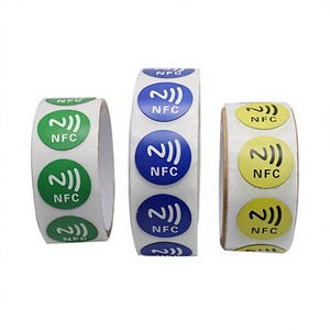Étiquettes NFC en gros 213 215 216 13,56 MHz, autocollants RFID étanches pour la vente au détail - Product Image 3