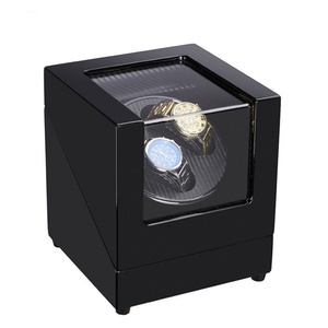 Boîtier remontoir de montres automatique de haute qualité à 2 emplacements, alimenté par piles, adaptateur secteur inclus, avec finition mate - Product Image 5