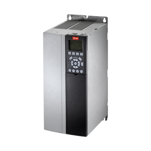 Original New Danfoss 131F0430 VLT AutomationDrive FC-302 Variable Frequency Drive (VFD) FC-302P15KT5E20H1XGXXXXSXXXXAXBXCXXXXDX