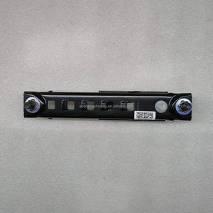 Ajusteur de guide de ceinture de sécurité avant de voiture de vente directe d'usine 13598894 13519683 13577246 13580168 13598893 pour Chevrolet <span class=keywords><strong>Aveo</strong></span> - Product Image 2