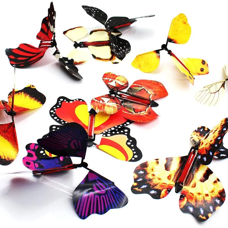 Elastico volante a farfalla magica alimentato a carica giocattolo a farfalla per regali a sorpresa o giochi per feste