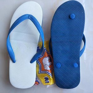 Summer New Rubber Plastic Flip-Flop <strong>Slippers</strong> for <strong>Men</strong> Custom Logo Beach Anti-Slip Breathable Light Height Increasing Barefoot - Product Image 1