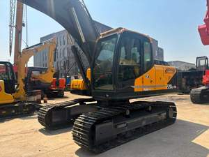Excavatrice sur chenilles Hyundai 220LC-9S d'occasion, modèle 2020, godet de 1,05 m, poids opérationnel de 22000 kg, 4001-6000 heures de fonctionnement, bon état - Product Image 2