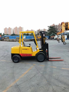 Montacargas Americano HYSTER de 3.5 Toneladas, Montacargas Usado Importado de EE. UU., Buen Rendimiento, Montacargas Original con Mástil para Contenedores y Desplazamiento Lateral - Product Image 6