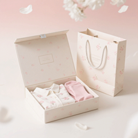Boîte en papier personnalisé biodégradable sweats à capuche haut de gamme paquet de chaussettes d'hiver boîte d'emballage en carton rigide de qualité supérieure pour boîtes à vêtements