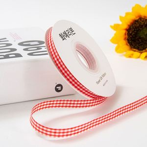 Ruban Gingham Polyvalent 1 et 2 cm le Plus Vendu pour l'Emballage de Bouquets et la Confection de Corsages en Fleuriste, 50 Yards/Rouleau - Product Image 3