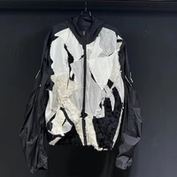 Conception sur mesure Tissu Patch Mode À Capuche Noir Élégant En Nylon Léger Randonnée Imperméable Survêtement Vestes Coupe-Vent Hommes