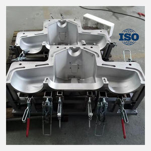 Fabricación en fábrica de moldes de aluminio rotomoldeados, moldes de plástico rotomoldeados y moldes rotativos personalizados - Product Image 1