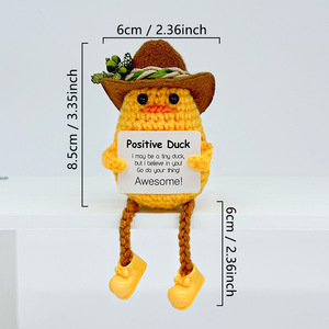 Jouet au crochet artisanal, figurine de dessin animé adorable, décoration de bureau, cadeau de fêtes, concombre avec chapeau de cowboy et base (Carte B), canard à longues pattes - Product Image 3