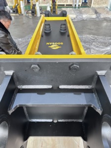 Martillo Hidráulico Silencioso Tipo Caja SB70 al por Mayor para Excavadora de 18-22 Toneladas, Martillo para Roca con Cincel de 135 mm - Product Image 4