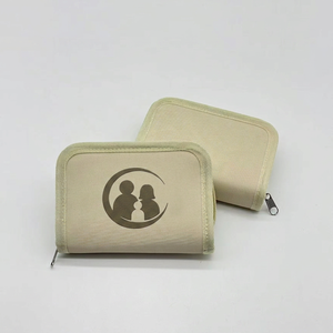 Pochette cosmétique en polyester recyclé avec logo personnalisé, style le plus récent pour offrir en cadeau - Product Image 4