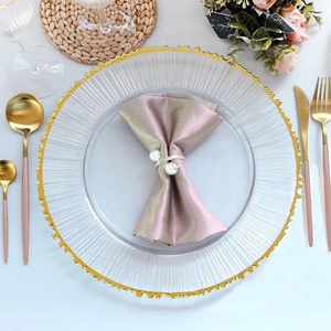 Nouveau design Assiettes de présentation en verre de 13 pouces de couleur <span class=keywords><strong>or</strong></span> et vert bord pour traiteur de mariage Vente en gros pour restaurant hôtel banquet et fête en carton - Product Image 6