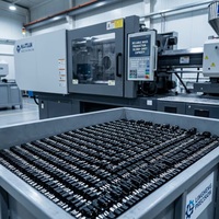 Pièces en plastique moulées par injection sur mesure avec inserts métalliques pour des connexions et assemblages électriques fiables
