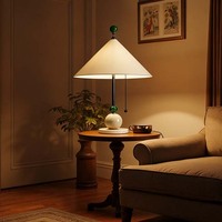 Lampe de table parapluie LED en métal de style nordique italien - Lumière de lecture intérieure simple alimentée par courant continu pour la décoration de la chambre et de la salle de jeux des enfants