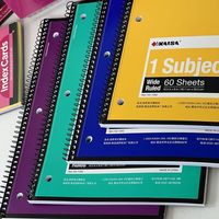 Cahier à spirale personnalisé à 1 matière, couverture en PP multicolore avec trous pré-perforés, cahier d'écriture scolaire pour étudiants