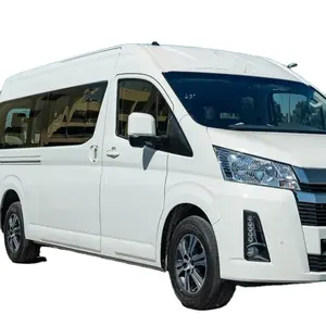 حافلة صغيرة مستعملة 2022 من Toyota HIACE بها 16 مقعد باللون الأبيض - سيارة تويوتا هايس فان