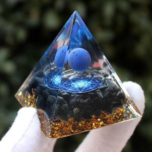 คริสตัลชิปพีระมิดเรซิ่นอีพ็อกซี่งานฝีมือประดับตกแต่งโต๊ะทำงาน ออบซิเดียน 6 จุด แกะสลักภายใน ของตกแต่งบ้าน ของสะสม ของขวัญ - Product Image 2