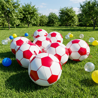 Taille personnalisée ballon de football géant imperméable Oxford/PVC ballon de football flottant gonflable de conception pour la publicité