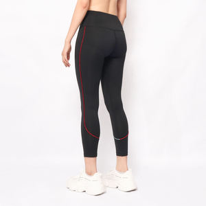 Venta al por mayor de las mujeres de contraste de rayas Tipping Yoga Fitness Leggings Butt Lifting Leggings para las mujeres - Product Image 4