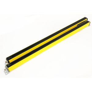 Industrial PLC F3S-B302P-L +F3S-B302P-D RECEIVER 750MM SAFETY LIGHT <strong>CURTAI</strong> - Product Image 1