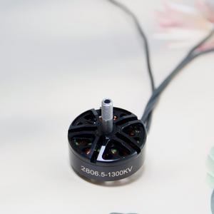 Motor sin escobillas de alta potencia 2806.5 1300KV 6S para drones FPV de carreras RC de 6 a 7 pulgadas de largo alcance para profesionales y aficionados. - Product Image 2