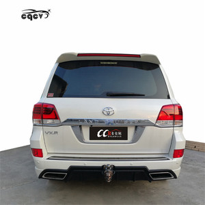 Kit de carrocería para <span class=keywords><strong>Toyota</strong></span> <span class=keywords><strong>Land</strong></span> <span class=keywords><strong>Cruiser</strong></span> LC200 2008-2017 Actualización a 2018 <span class=keywords><strong>Nuevo</strong></span> para <span class=keywords><strong>Land</strong></span> <span class=keywords><strong>Cruiser</strong></span> Kit de carrocería Parachoques delantero Parachoques trasero - Product Image 5