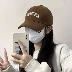 Gorra de Béisbol para Hombre, Estilo Americano, de Ala Ancha, Color Sólido, Hilo de Poliéster y Algodón, Color Caqui, Beige, Negro, Azul Marino, Borgoña - Product Image 1