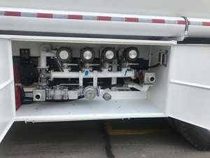 Camion citerne à eau 6x4 10 roues 270 ch de 20 000 à 25 000 litres, neuf/d'occasion, à prix avantageux, à vendre - Product Image 4