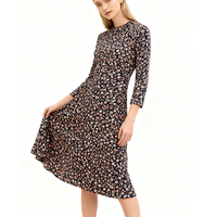 Robe fabricant sur mesure OEM automne hiver mode couleur unie robe à capuche mince décontracté moulante longue robe chemise