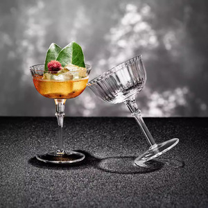 Copas de Martini de Cristal Hechas a Mano de 200 ml, Diseño con Tallo Tipo Bambú para Margaritas, Vino y Bebidas de Bar - Product Image 2