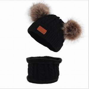 Niños personalizados Pom forro polar de punto cálido gorro cuello cálido conjunto - Product Image 4