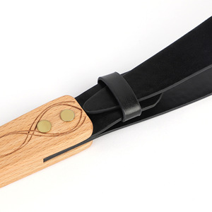 Pala larga de PU con mango de madera para adultos, accesorios SM, pala para látigos con tiras de hoja de sauce - Product Image 3