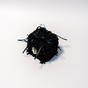 Premium Black Metal Clasp Tweed <strong>Ring</strong> Jewelry <strong>Boxes</strong> Travel Jewellery Velvet <strong>Engagement</strong> <strong>Ring</strong> Earrings Packaging Gift Box with Bow - Product Image 5