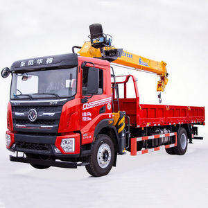 Camión Dongfeng Howo SINOTRUK 4*2 4x4 con Grúa de Pluma de 8-10 Toneladas, Altura Máxima de Elevación de 20 m para Construcción - Product Image 1