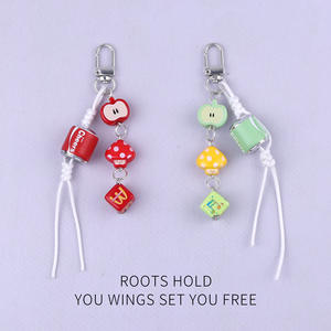 พวงกุญแจการ์ตูนสร้างสรรค์รูปเห็ดแอปเปิ้ลทรงลูกเต๋าน่ารักมินิกระเป๋าจี้ของขวัญส่วนบุคคล - Product Image 1